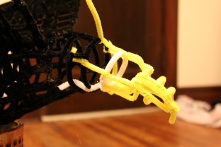 pipe cleaner eagle beak construction steps
